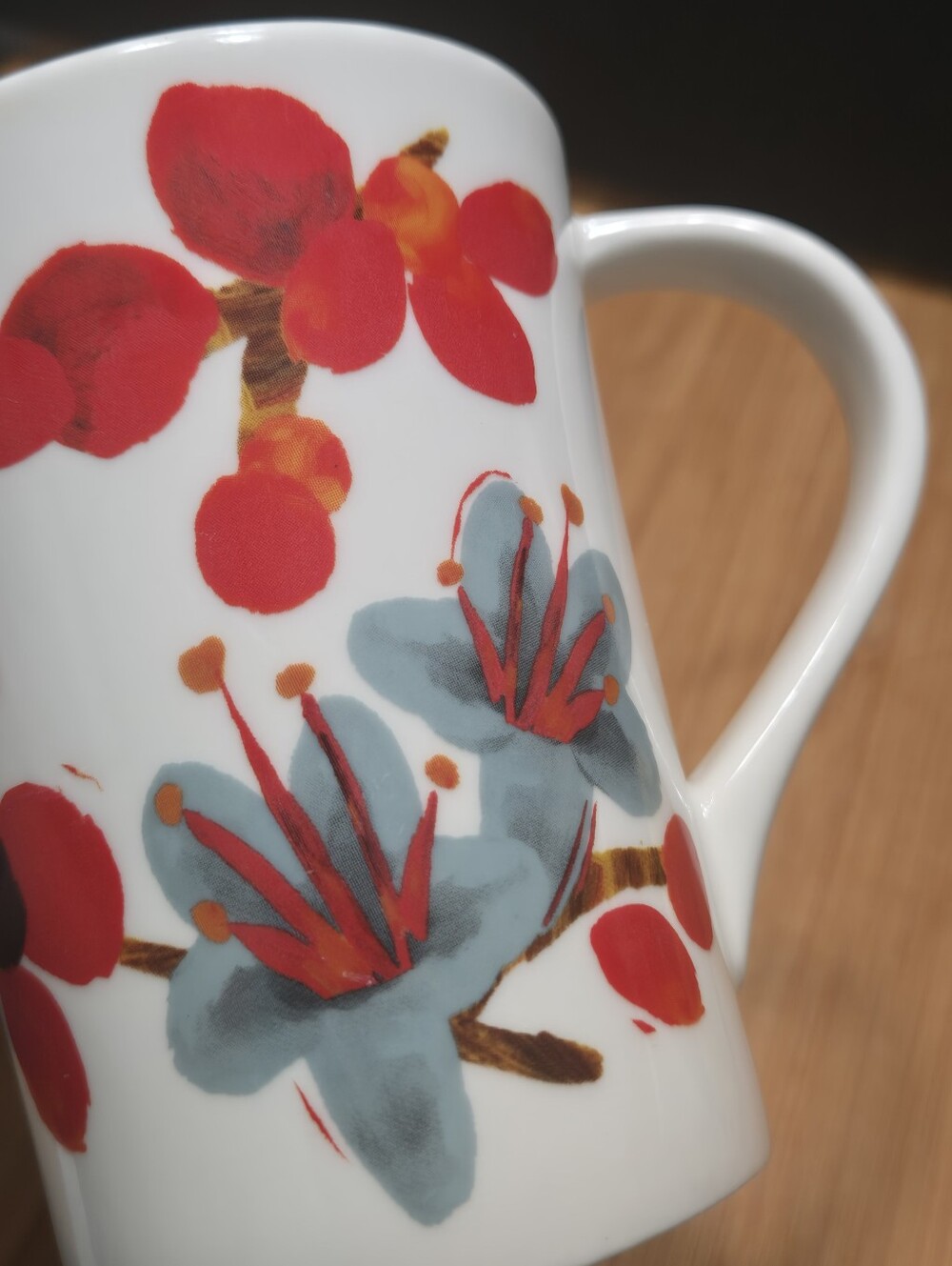 Starbucks Coffee Bean Blue Flowers Red Coffee Beans Floral Coffee Cup 12oz Mug